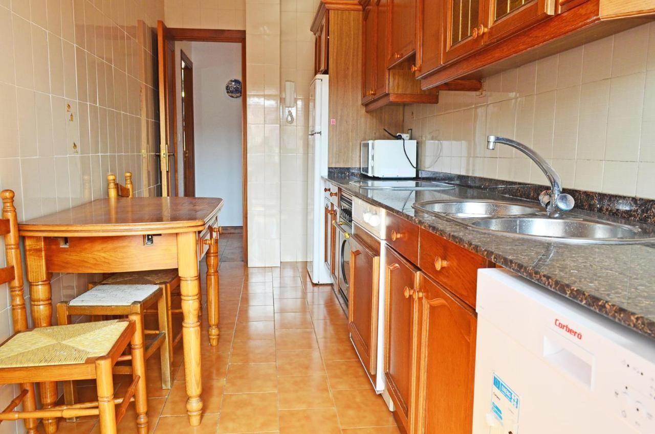 Apartamento El Corro: Con Parking En Pleno Centro De Comillas Buitenkant foto