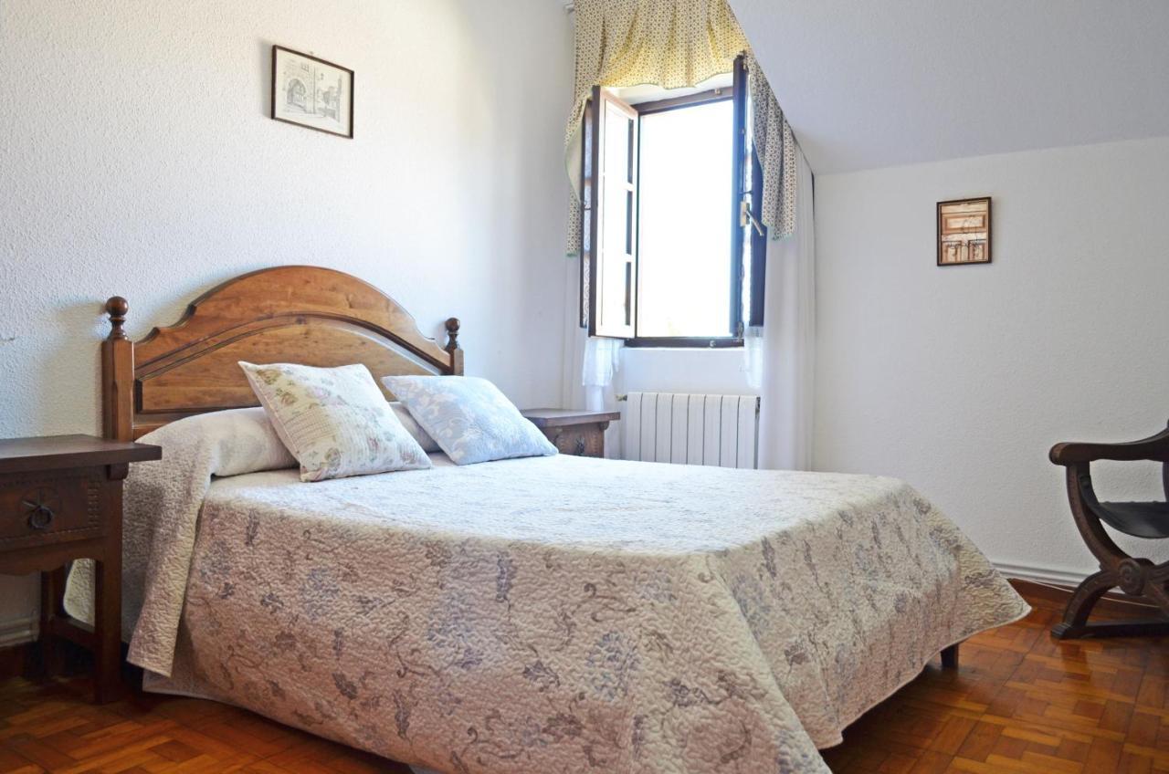 Apartamento El Corro: Con Parking En Pleno Centro De Comillas Buitenkant foto