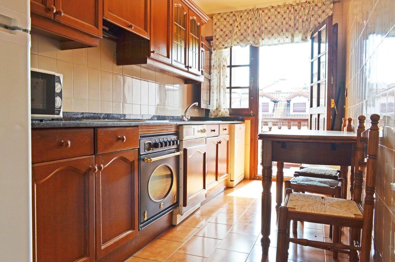 Apartamento El Corro: Con Parking En Pleno Centro De Comillas Buitenkant foto